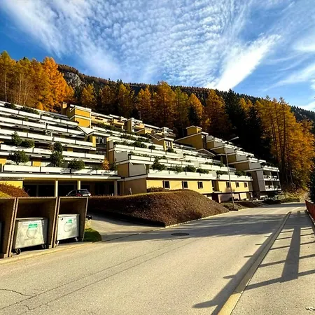 Cozy Alpine In With Mountain View ロイカーバード