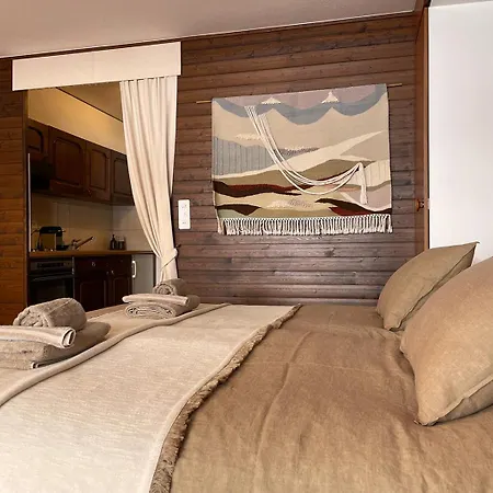 Cozy Alpine In With Mountain View Leukerbad