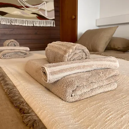 Retro Alpine - Terrace With Mountain View *